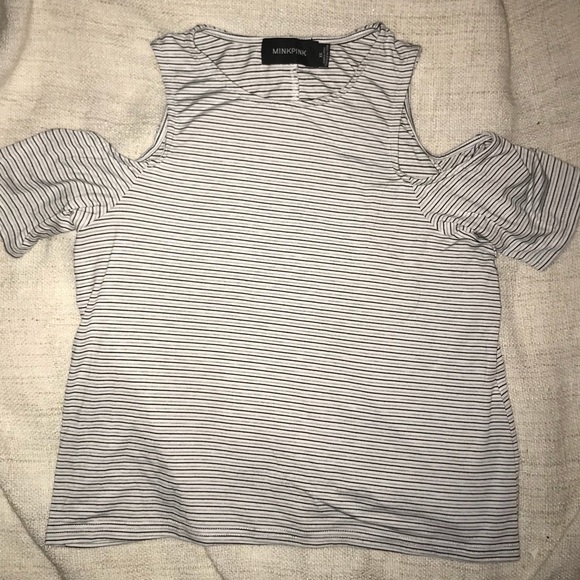 Cold Shoulder Top - Picture 1 of 1